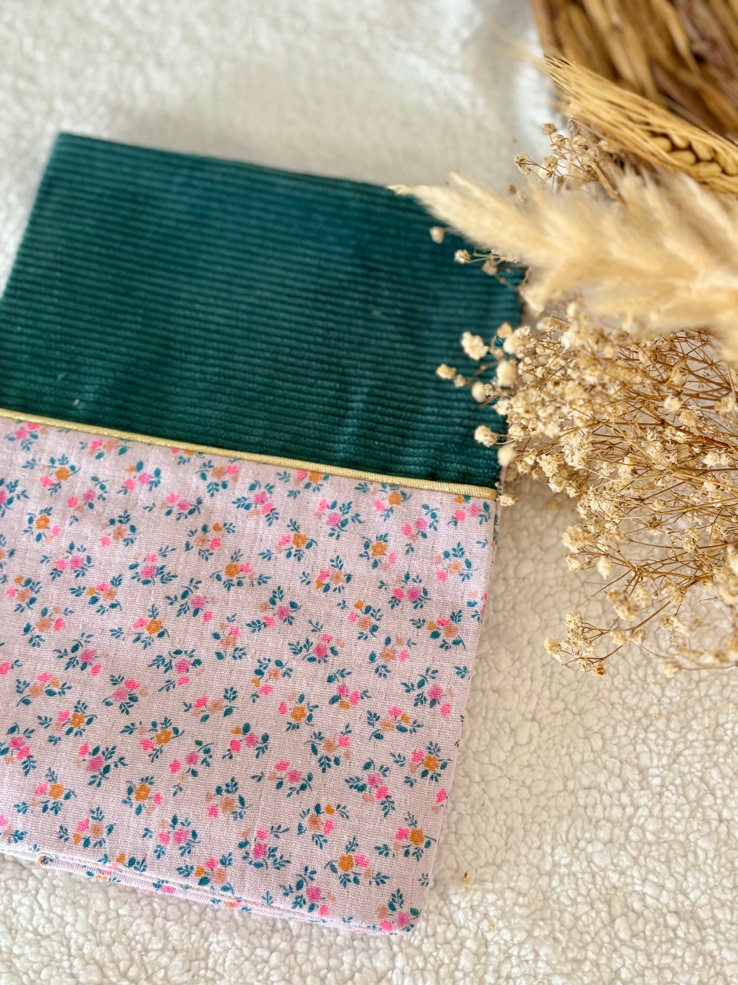 💙✨ Protège Carnet de Santé - Velours Bleu/Vert & Gaze de Coton Fleurs Fluo ✨🌸