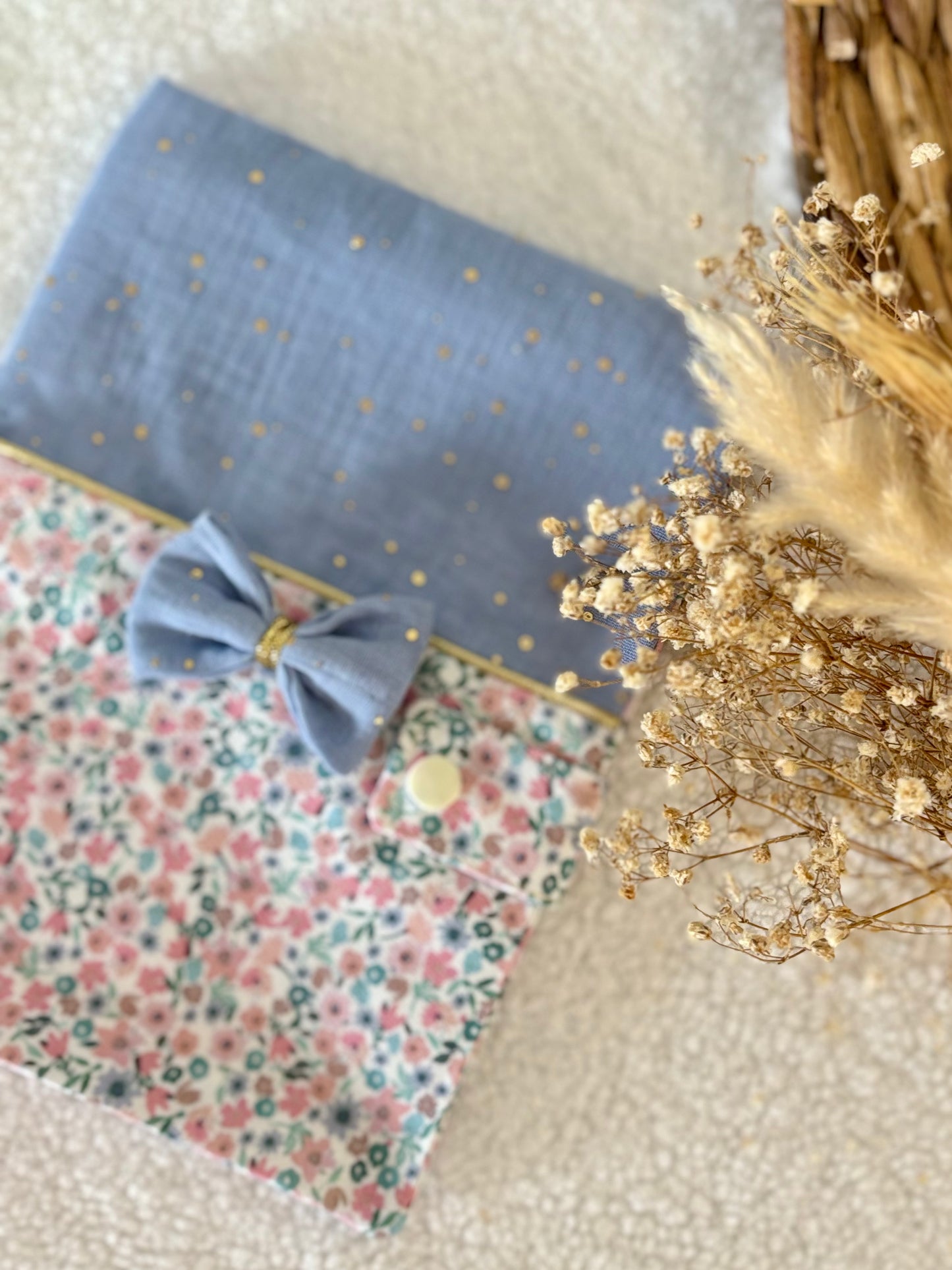 💙✨ Protège Carnet de Santé - Bleu Bébé & Motifs Doux ✨🌿