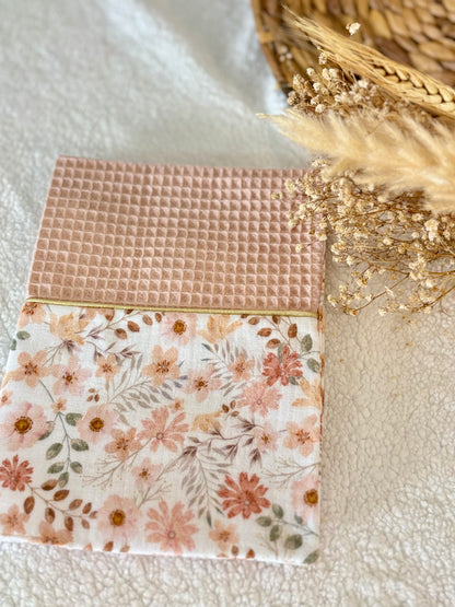 🌸✨ Protège Carnet de Santé - Vieux Rose & Motifs Fleuris Doux ✨🌿