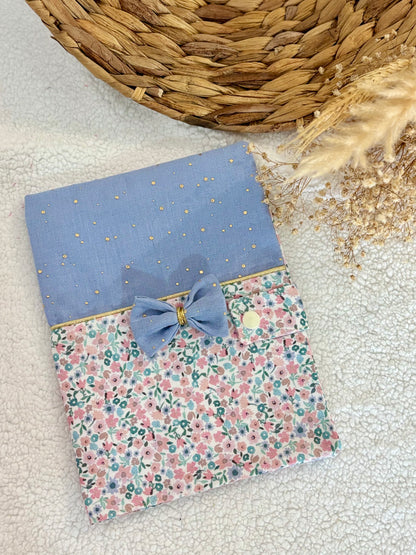 💙✨ Protège Carnet de Santé - Bleu Bébé & Motifs Doux ✨🌿